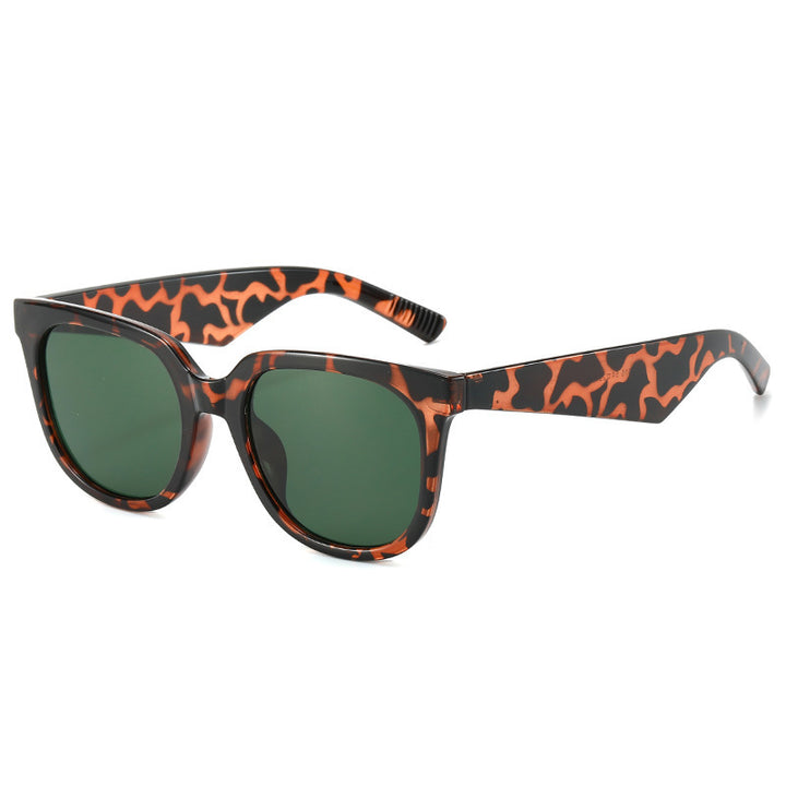 Women stylish sunglasses in modern, geometric design Kalsten