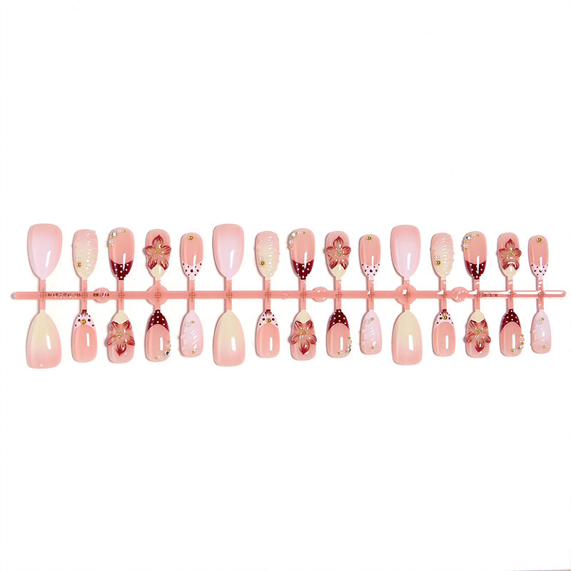 Elegant artificial nails set with floral accents Kalsten