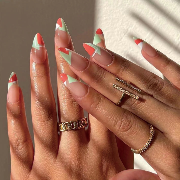 Artful nail art in trendy design Kalsten