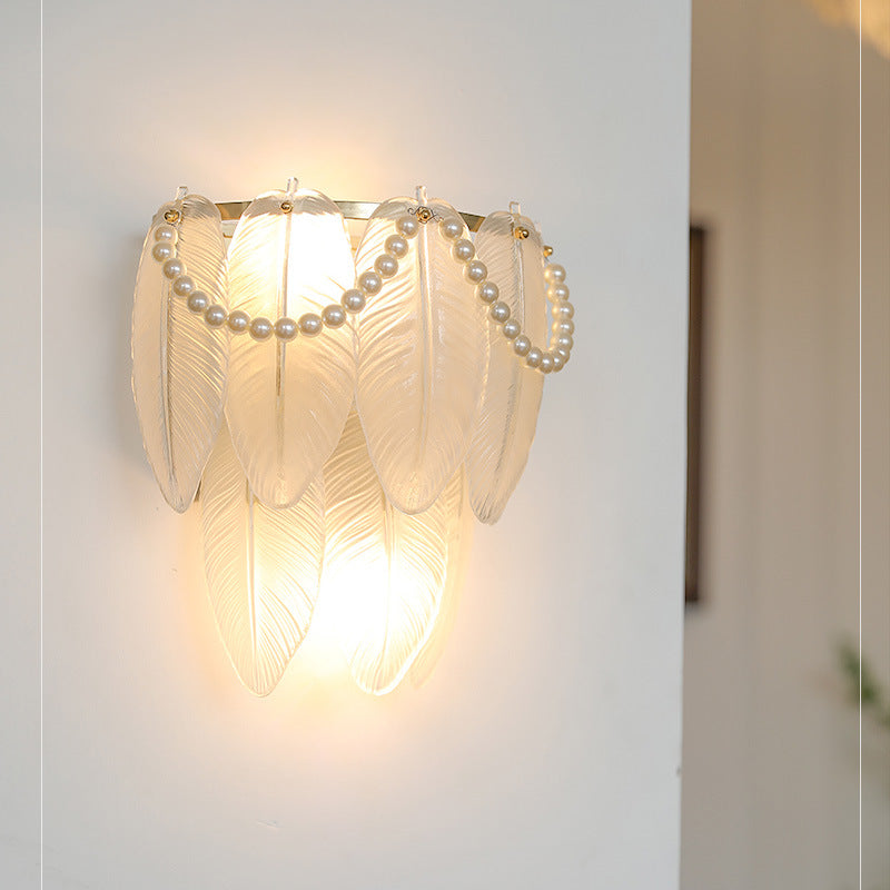 Leaf-Design Pendant Light