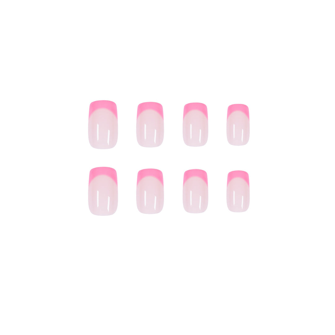 Artificial nail art with elegant French tip Kalsten