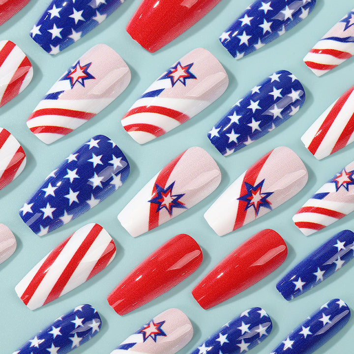 Artful nail tips in patriotic design Kalsten