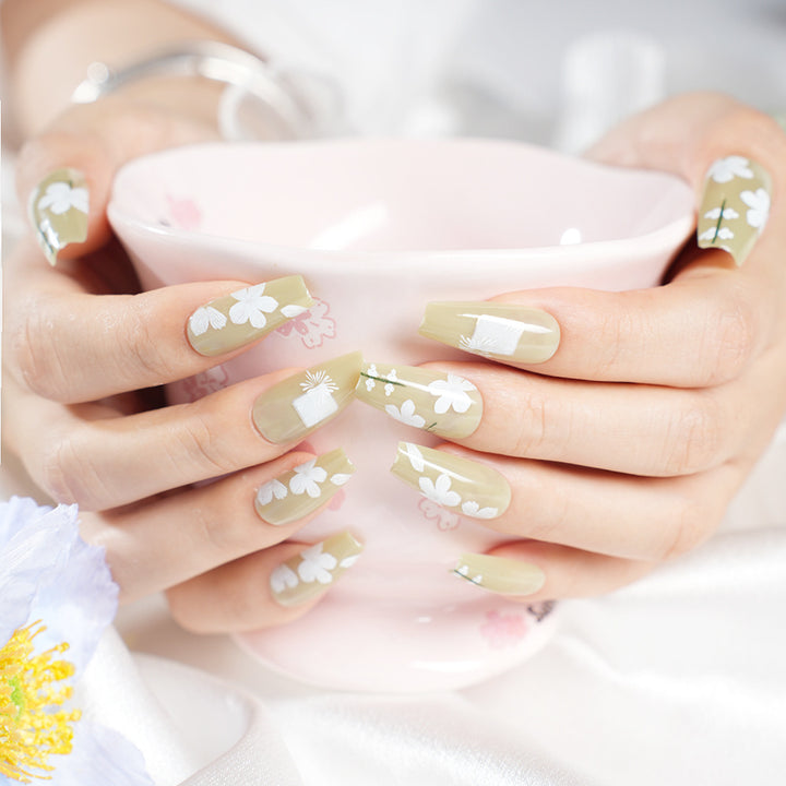 Artistic Floral Press-On Nail Art Kalsten