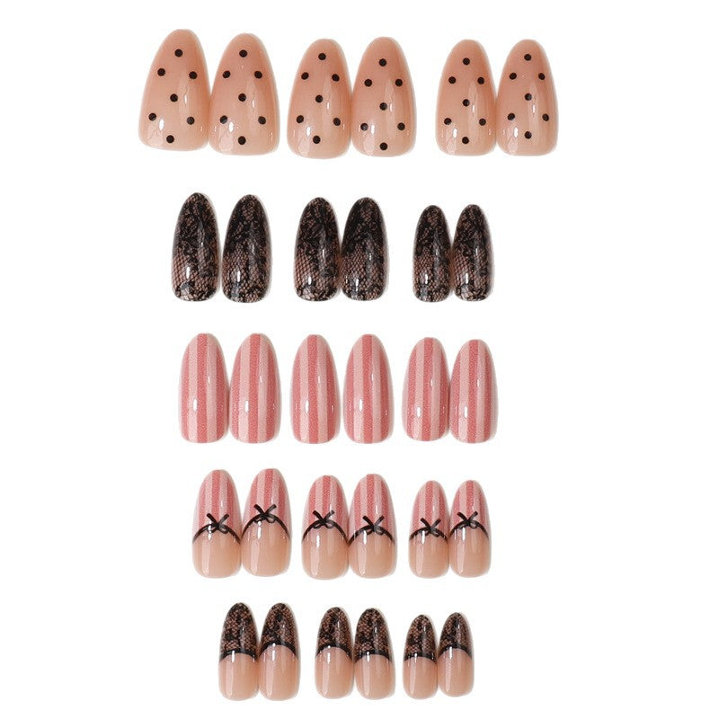 Elegant Lace-Inspired Press-On Nail Set Kalsten