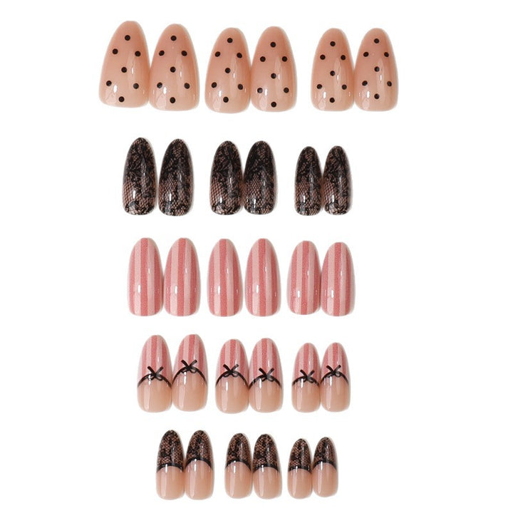 Elegant Lace-Inspired Press-On Nail Set Kalsten