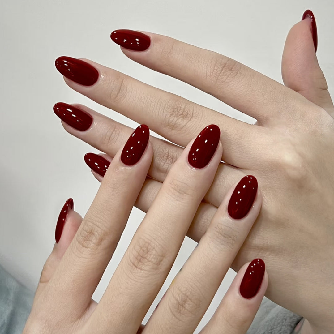 Glossy Almond-Shaped Nail Enhancements Kalsten