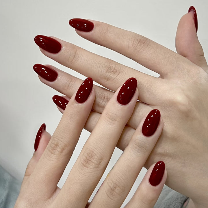 Glossy Almond-Shaped Nail Enhancements Kalsten