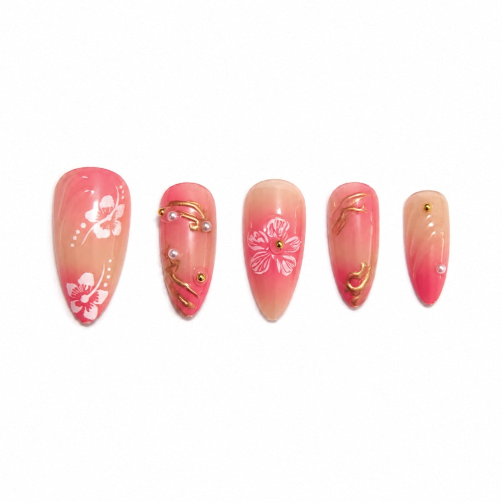 Artificial nails with floral decorations and gold accents Kalsten