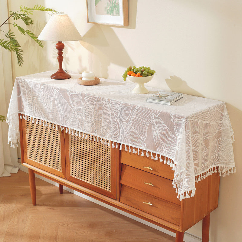 Decorative Leaf Pattern Tablecloth