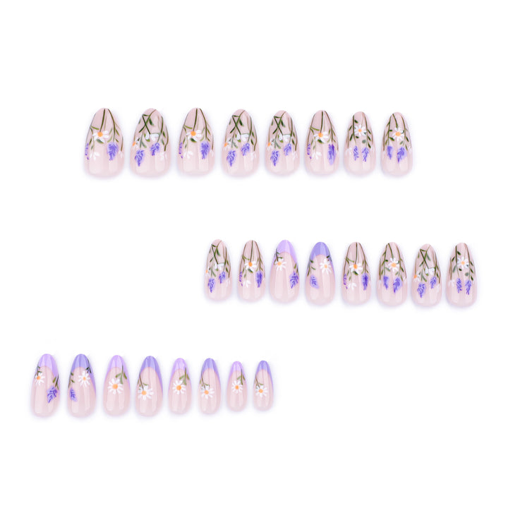 Artful Nail Art with Delicate Floral Decorations Kalsten