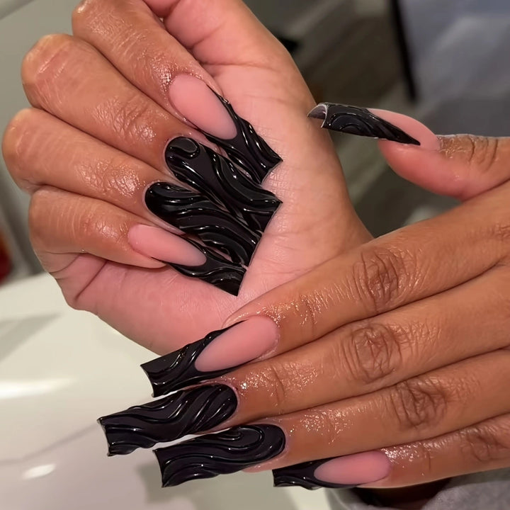 Creative Artistic Press-On Nails Kalsten