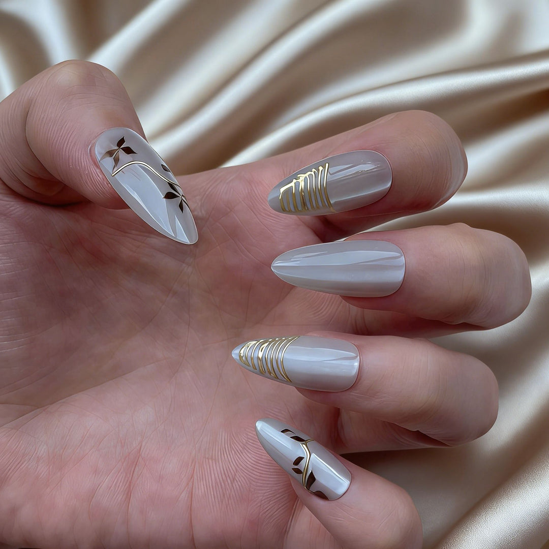 Elegant Designer Press-On Nail Set Kalsten