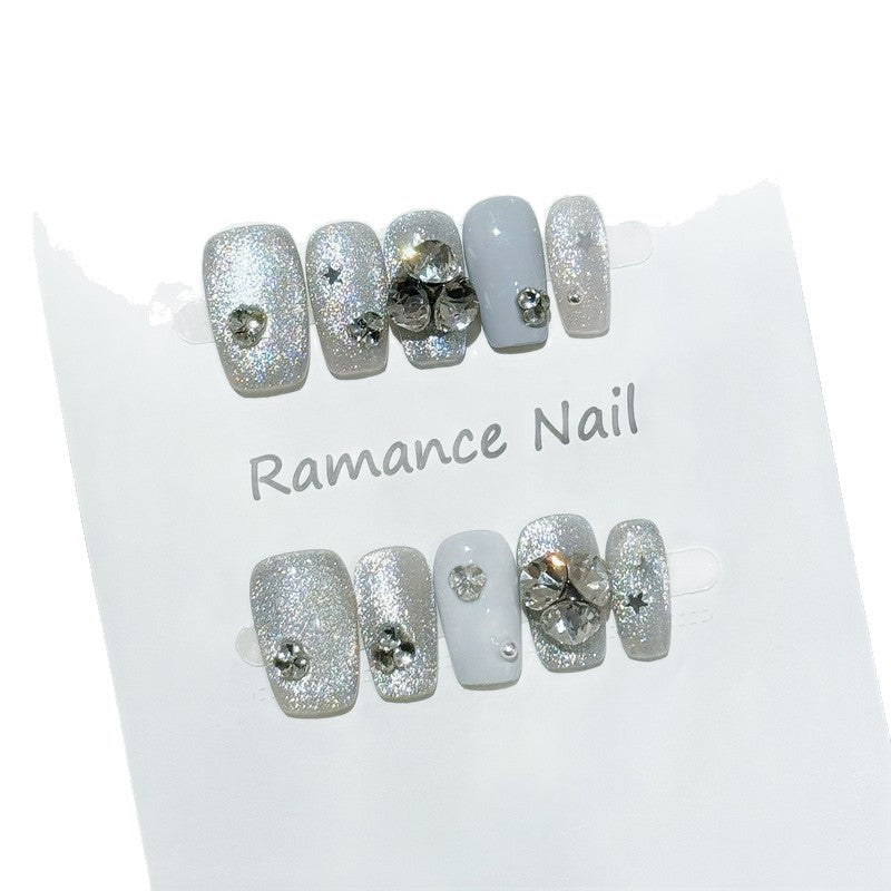 Glamorous Rhinestone-Embellished Press-On Nail Art Kalsten