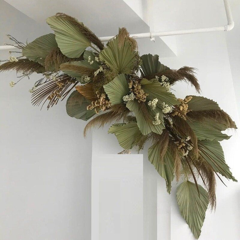 Elegant Floral Wall Hanging Decor