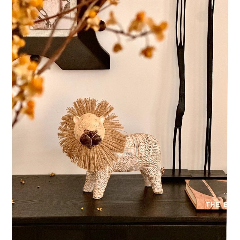 Artistic Decorative Lion Statue