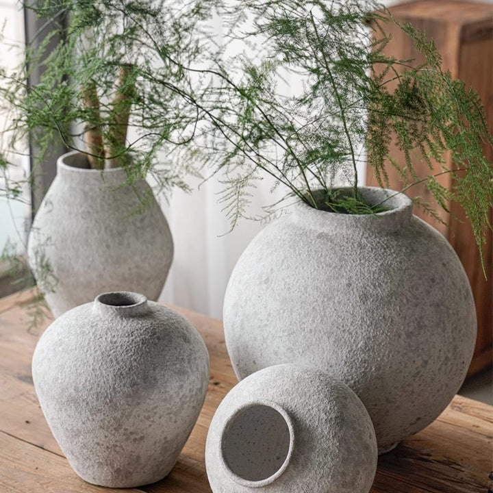 Artisanal Ceramic Vase Kalsten