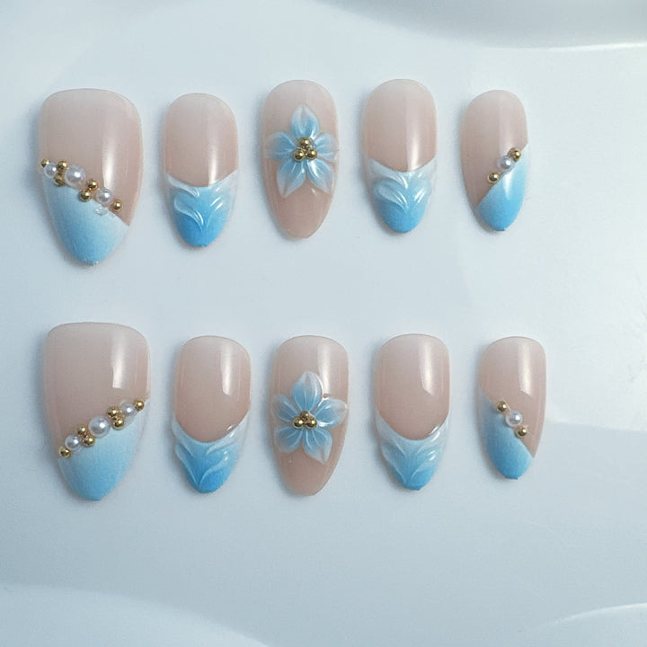 Elegant artificial nails with floral accents Kalsten