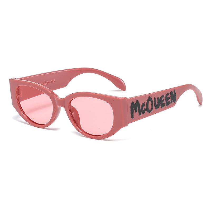 Fashionable Cat-Eye Sunglasses