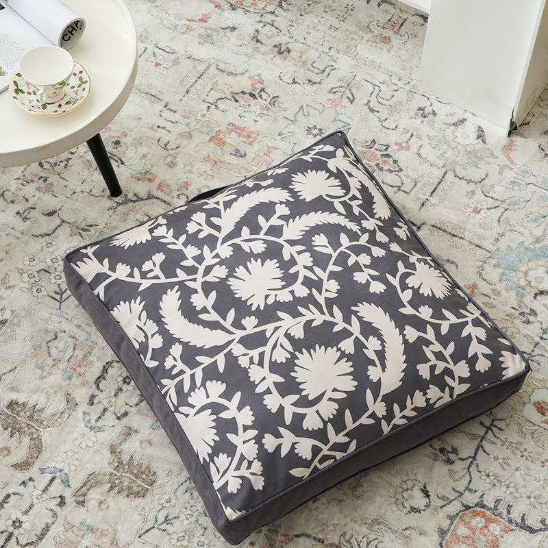 Padded chair cushion with carrying handle and decorative stitching Kalsten