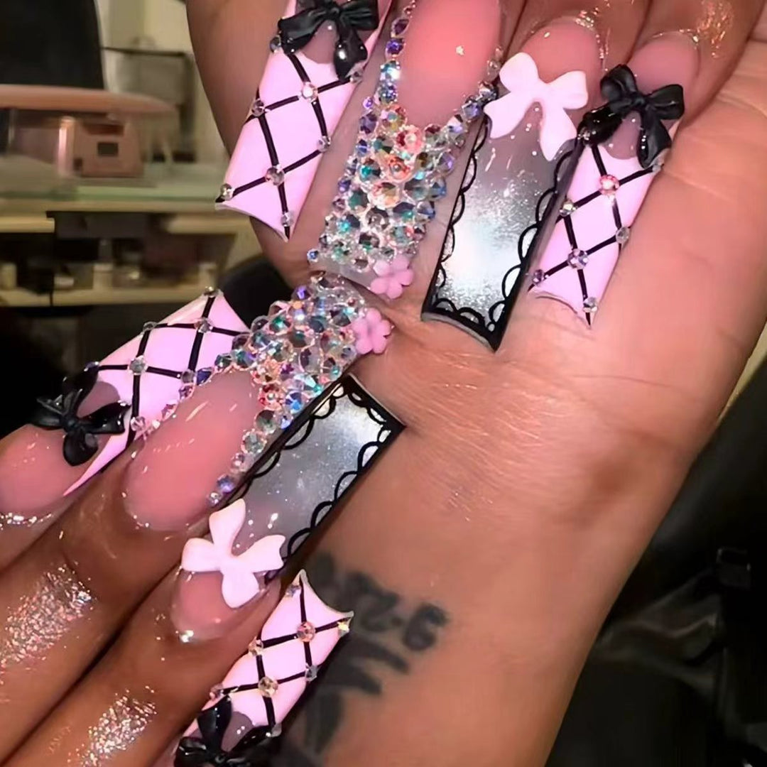 Glamorous Statement Nail Art Extensions Kalsten