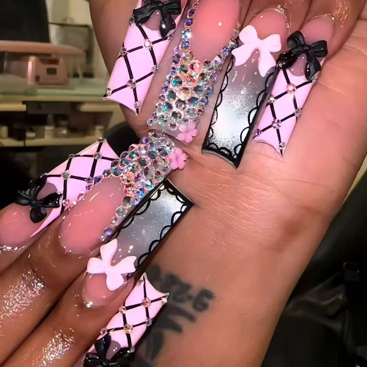 Glamorous Statement Nail Art Extensions Kalsten