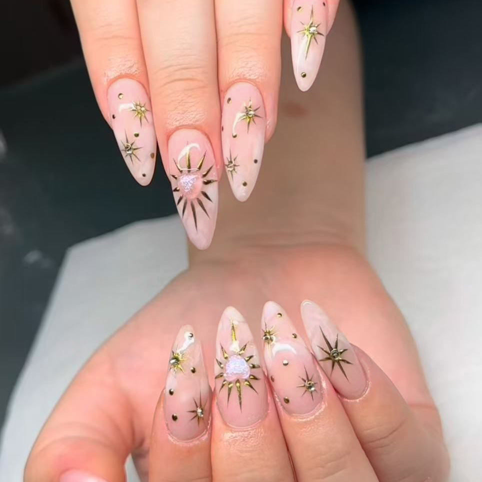 Artistic Stiletto Nail Art Kalsten