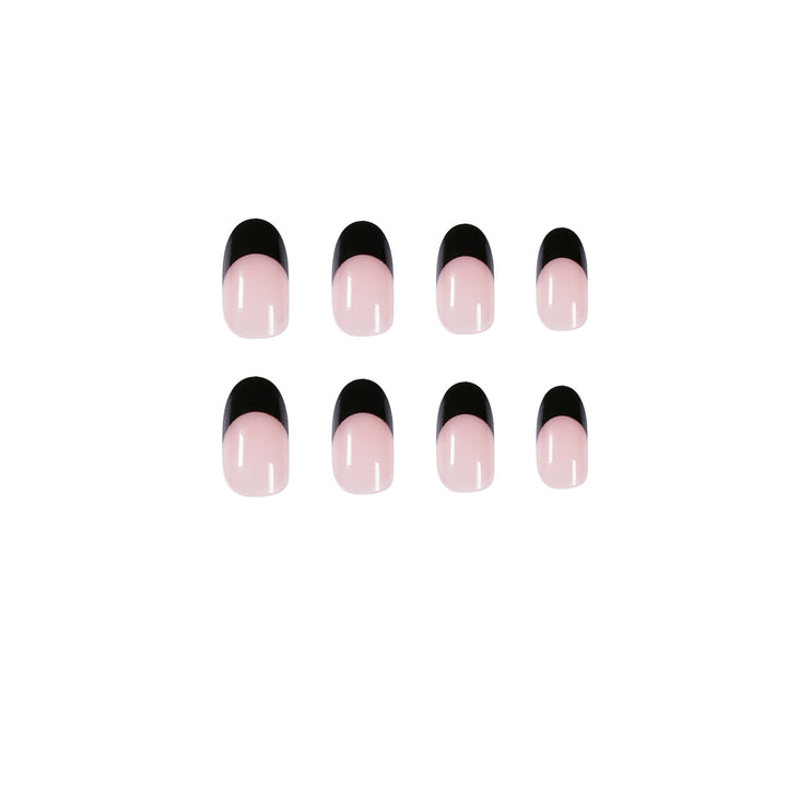 Artful Nail Art with Elegant French Tip Design Kalsten