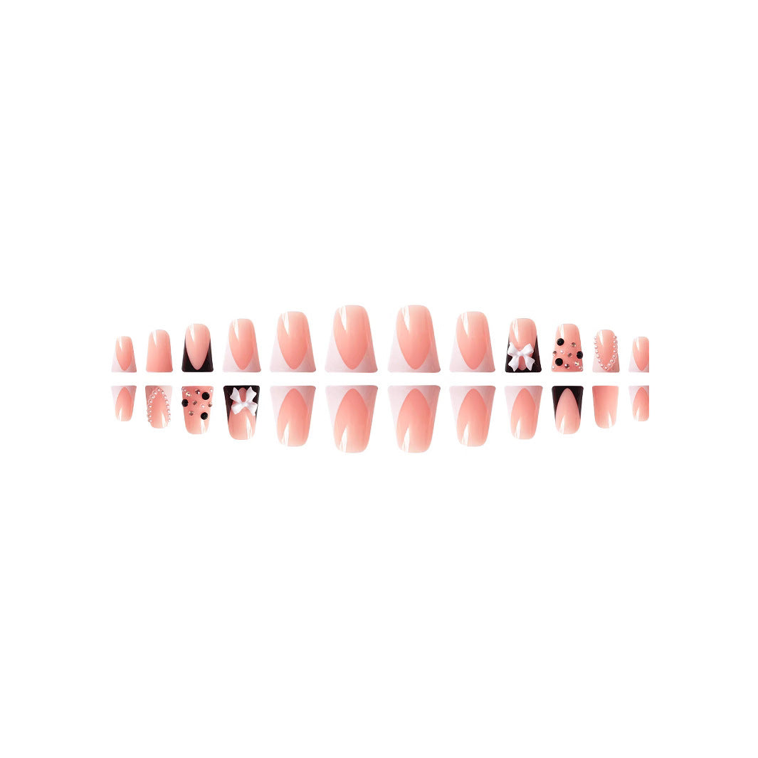 Decorative Press-On Nail Set with Elegant Design Kalsten