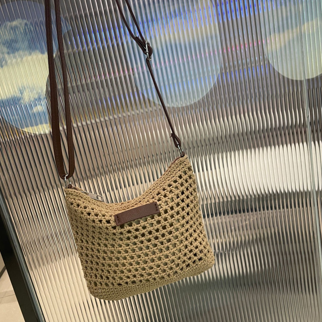 Hand-knotted shoulder bag with leather accent Kalsten