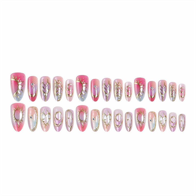 Elegant and creative artificial nails with metallic accents Kalsten