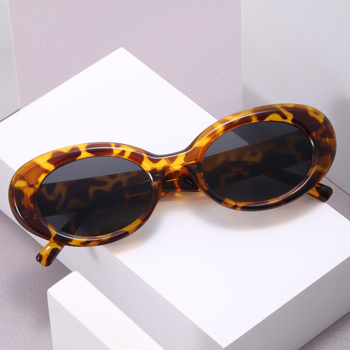 Women Oversized Sunglasses in Modern Design Kalsten