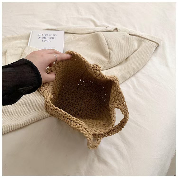 Hand-crocheted everyday bag Kalsten