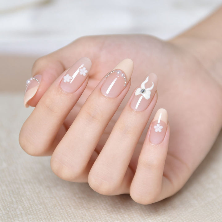 Elegant Floral Press-On Nail Art Kalsten