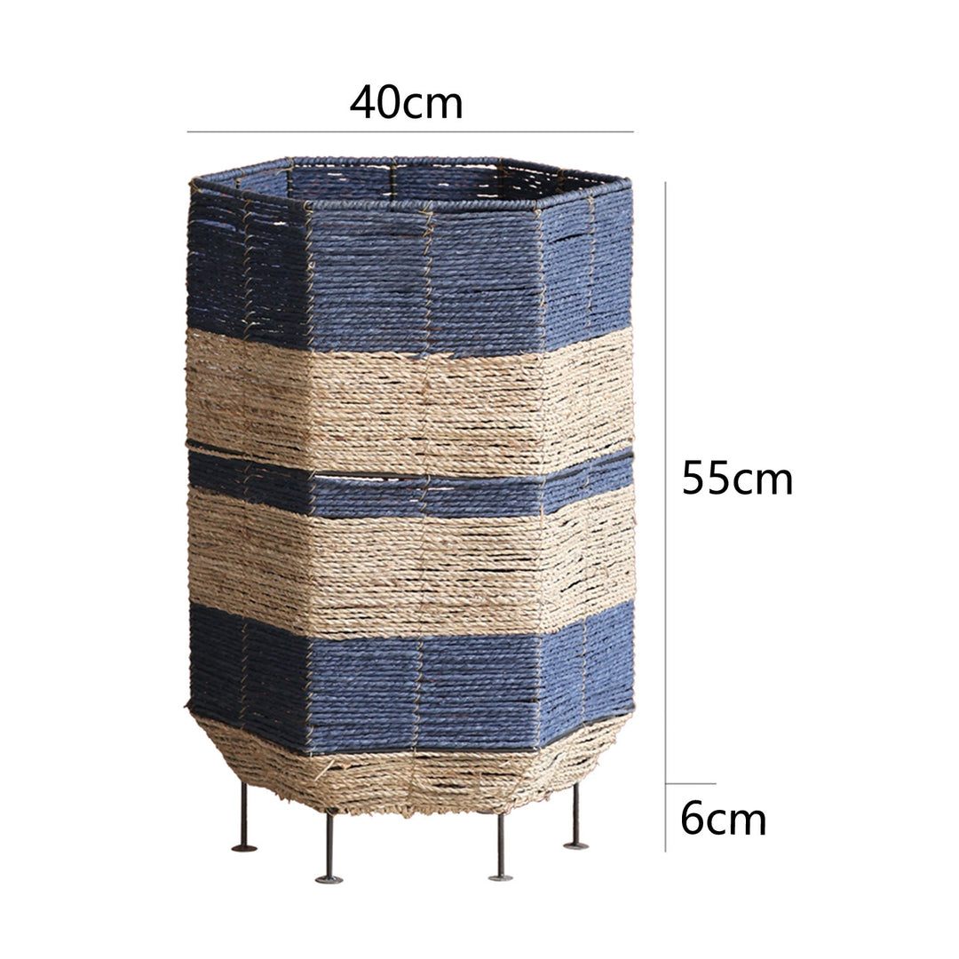 Decorative laundry basket with metal legs Kalsten