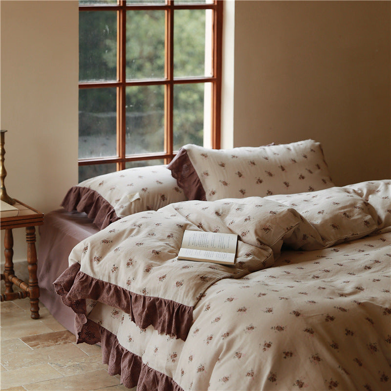 Cotton percale bedding set with ruffle and fine millefleurs print