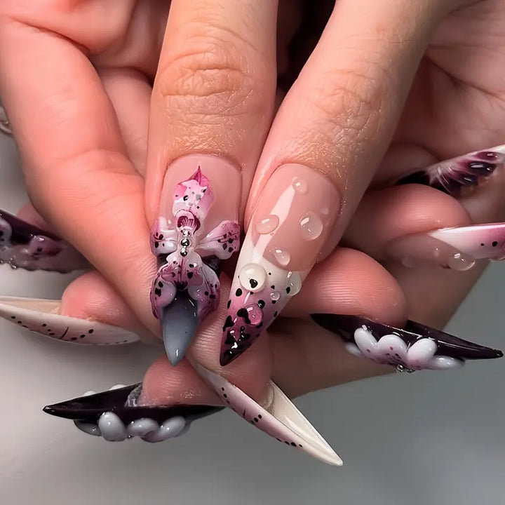 Artistic Prominent Nail Art Kalsten