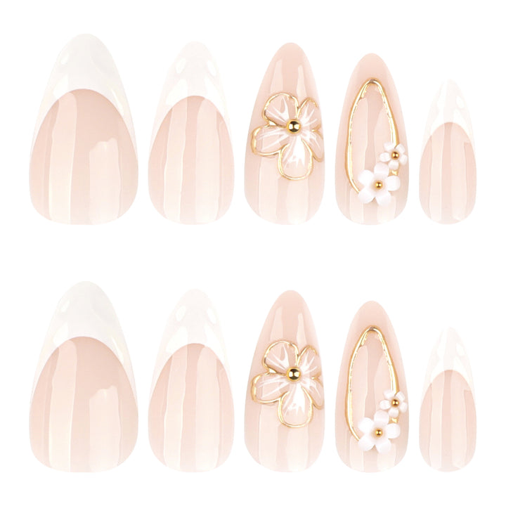 Elegant and artistically designed stiletto nails Kalsten