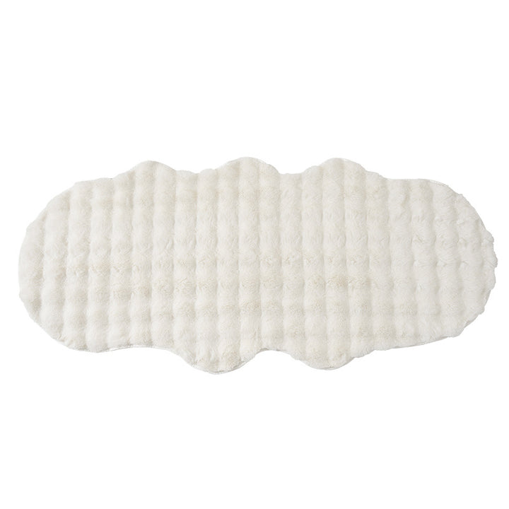 Soft microfiber bathroom runner with wavy edge and non-slip underside Kalsten
