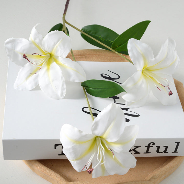 Elegant Silk Flower Decoration