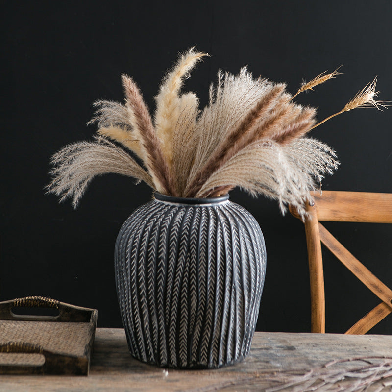 Stylish ceramic vase Kalsten