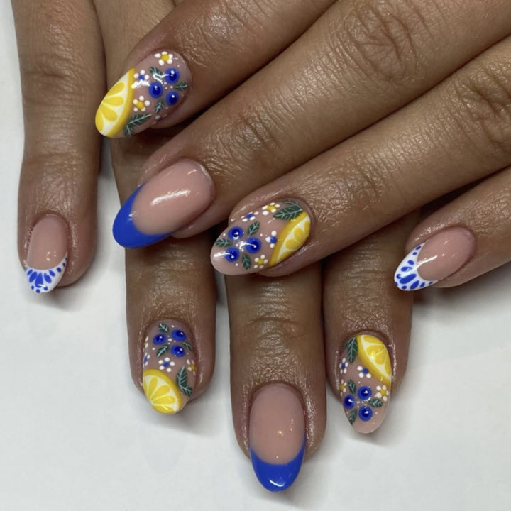 Creative Nail Art with Floral Design Kalsten