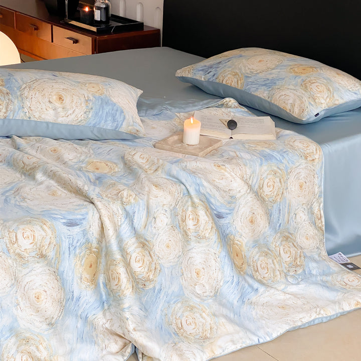 Bedding set made of cotton satin with subtle heart jacquard and silky glossy finish Kalsten