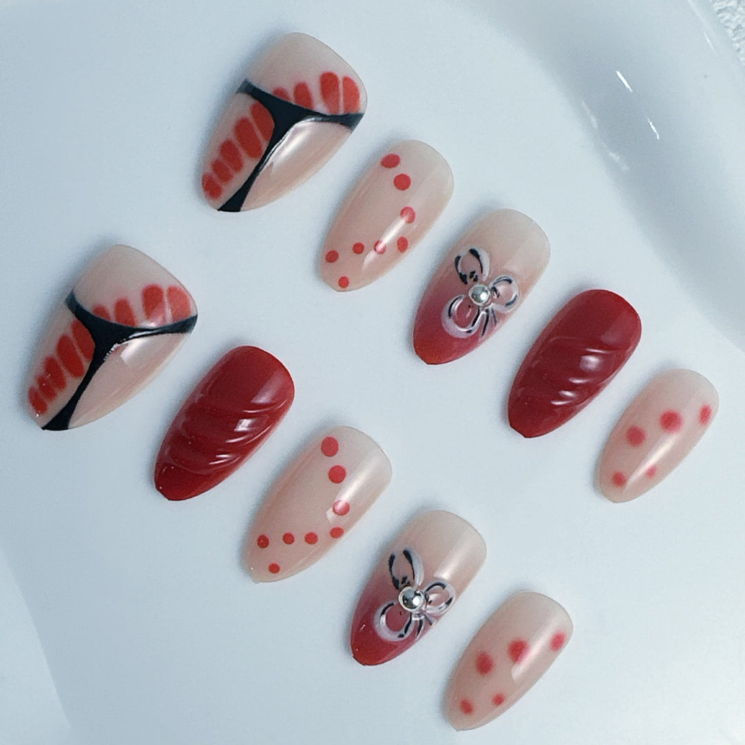 Creative Art Nails Set with Decorative Accents Kalsten