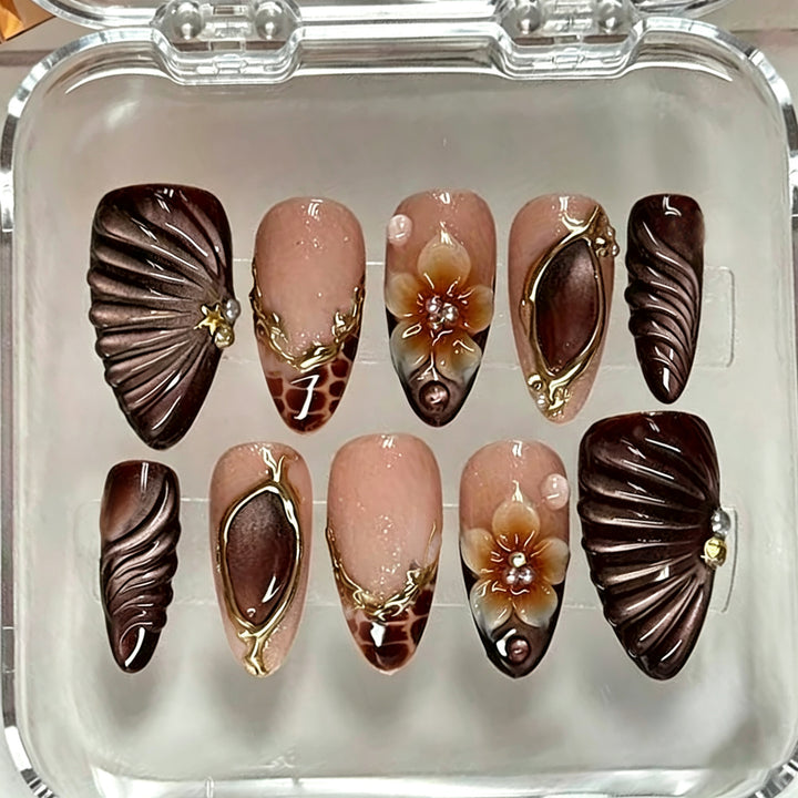 Decorative Press-On Nail Art Set with Floral Elements Kalsten