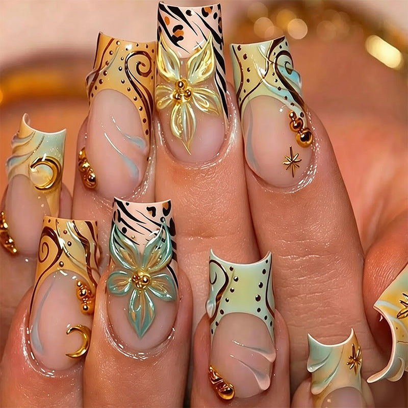 Elegant Artificial Nail Tips with Gold Accents Kalsten