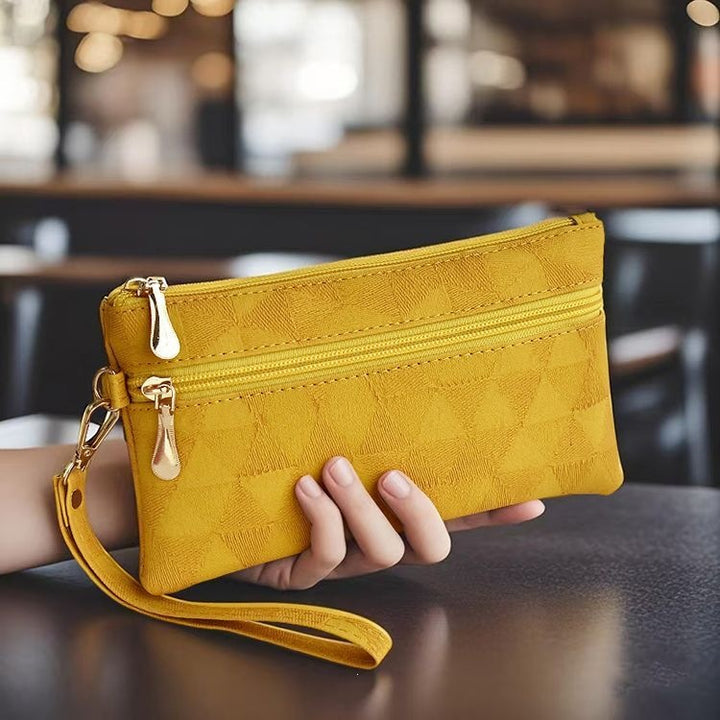 Elegant Clutch With Practical Zipper Kalsten