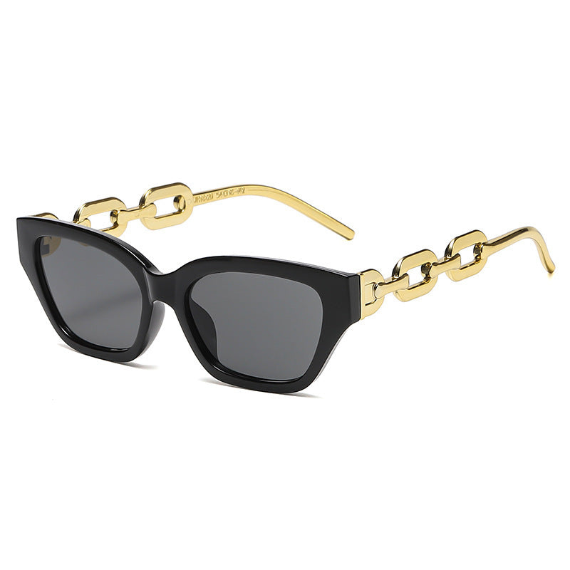 Luxe Fashion Cat Eye Sunglasses with Statement Chain Kalsten