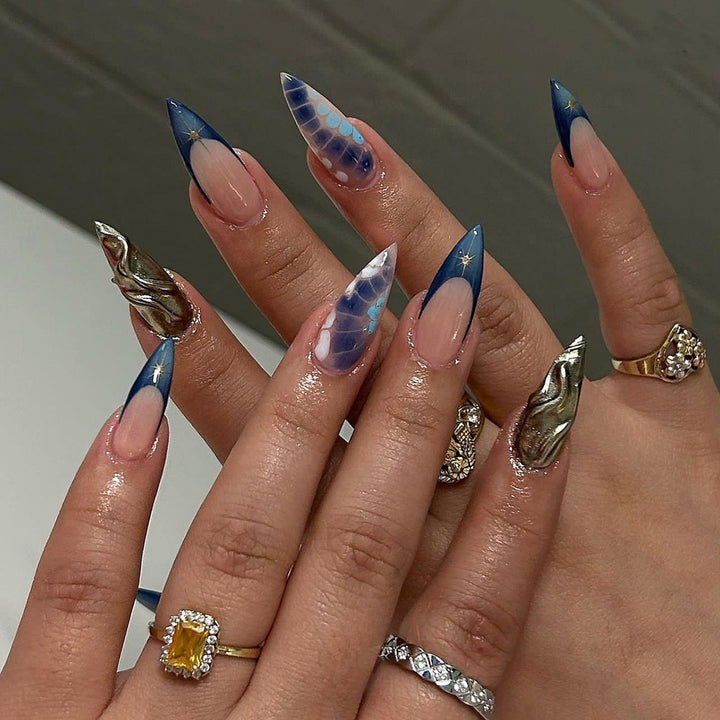 Artful stiletto nails with glitter and extraordinary design Kalsten