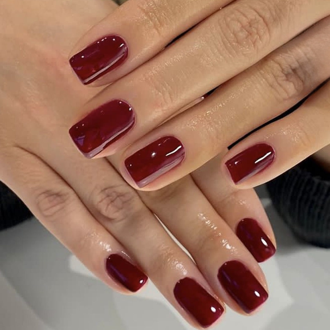 Artificial nail set with elegant, glossy finish Kalsten