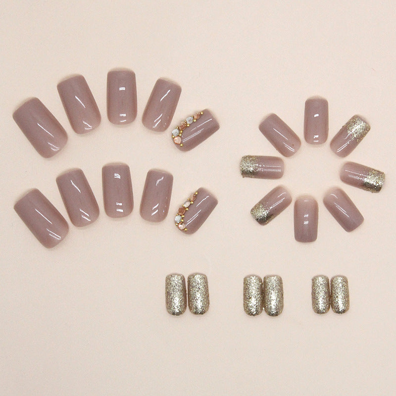 Glamorous Glitter and Crystal Nail Art Tips Kalsten